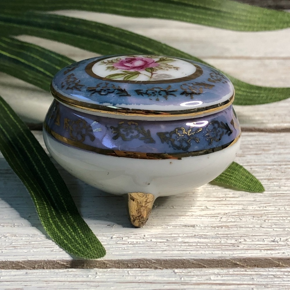 Vintage miniature porcelain floral jewelry holder
